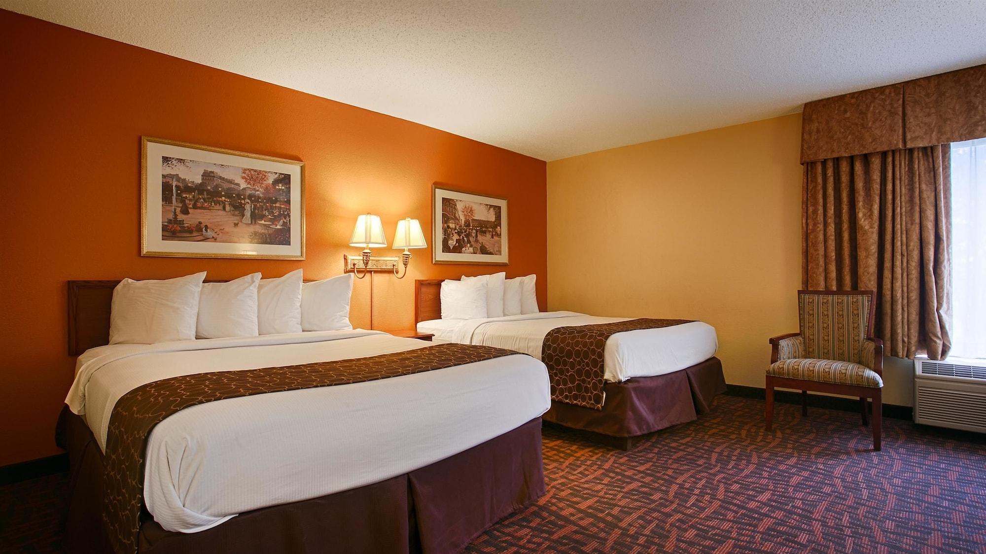 Best Western Louisville East Inn & Suites Екстериор снимка