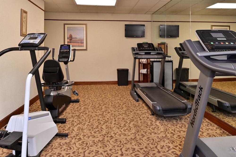 Best Western Louisville East Inn & Suites Екстериор снимка